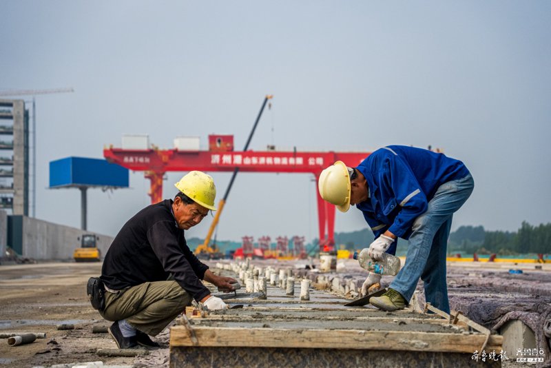 钢结构施工技术交底：从“纸上谈兵”到“现场实战”的数据化转型